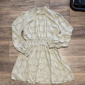 Lost + Wander Textured Cream Top